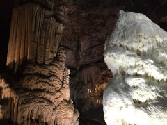 Szlovénia, Postojna cseppkőbarlang