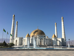 Türkmenisztán, Ashgabat mecset